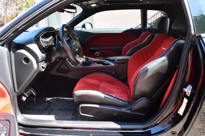 Used 2018 Dodge Challenger SRT w/ Technology Group image 21