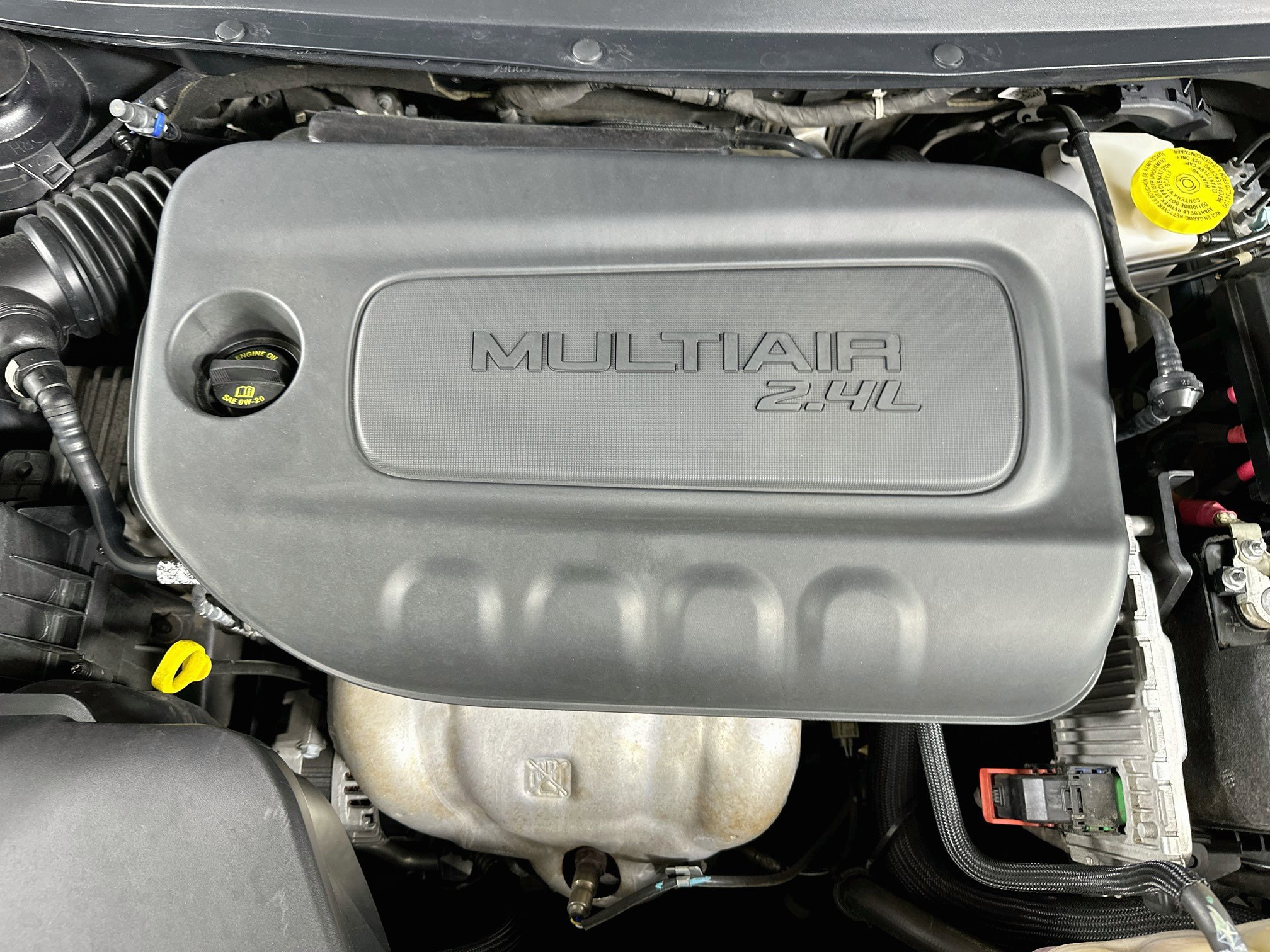 Used 2019 Jeep Cherokee Limited FWD image 32
