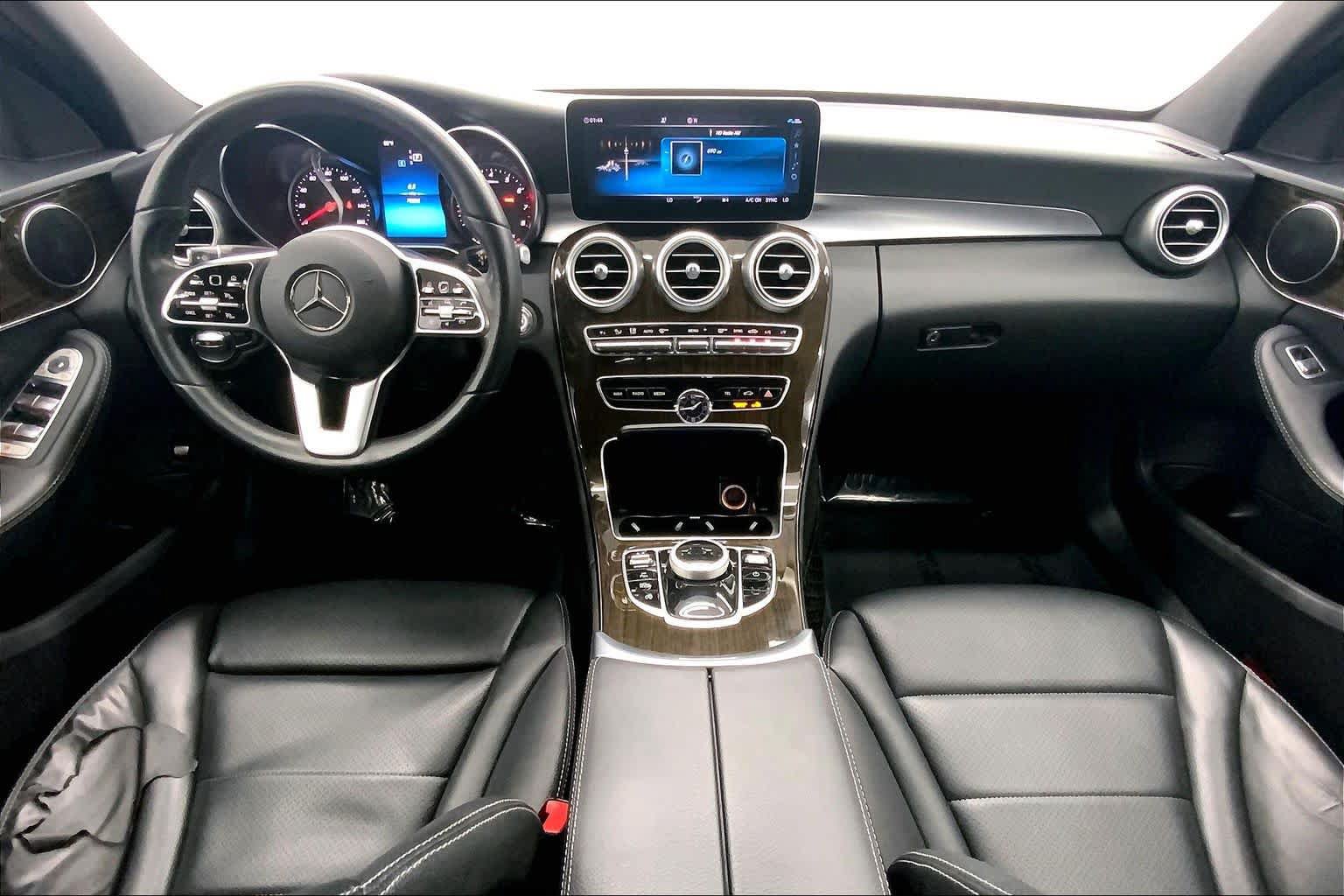 Used 2019 Mercedes-Benz C 300 Sedan image 18