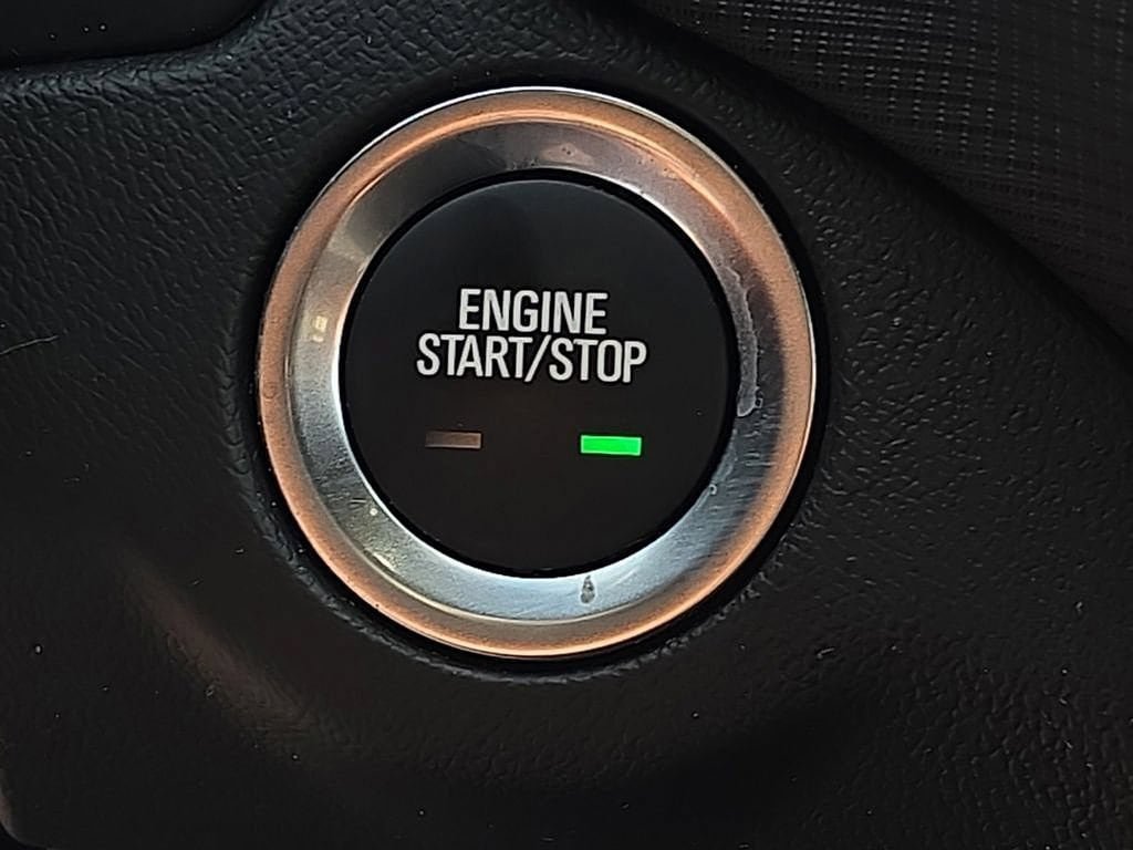 Used 2023 Chevrolet Equinox RS AWD/4WD image 14
