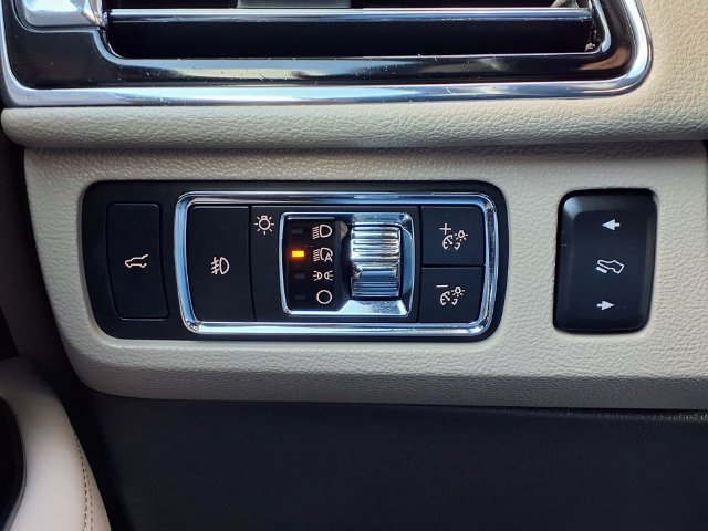 Certified 2022 Lincoln Navigator Reserve AWD/4WD image 15