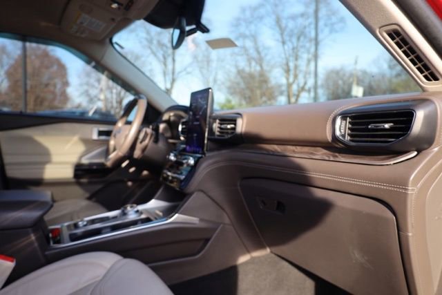 Used 2021 Ford Explorer Platinum w/ Equipment Group 601A image 43