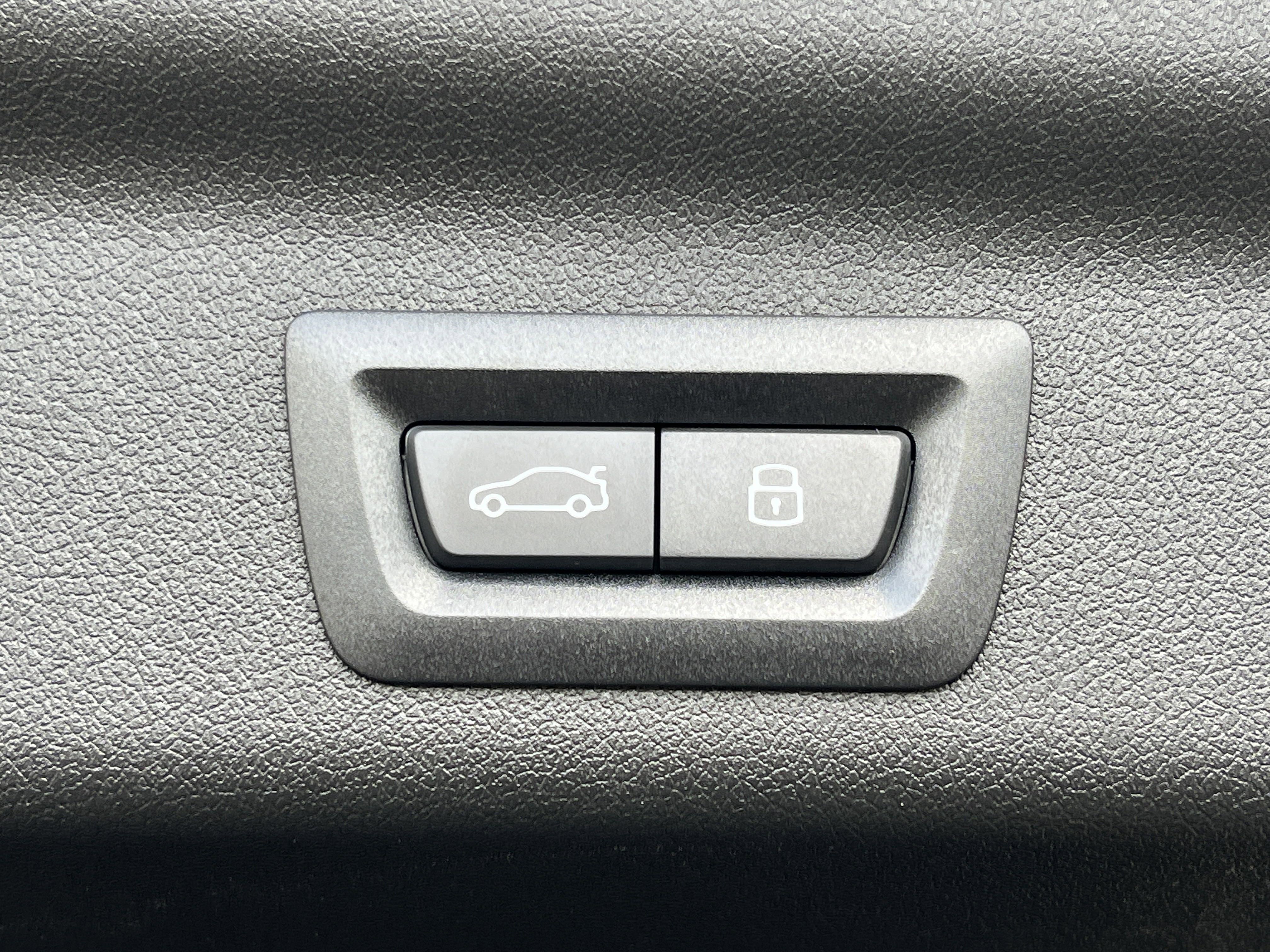 New 2025 BMW X1 xDrive28i w/ Convenience Package image 28