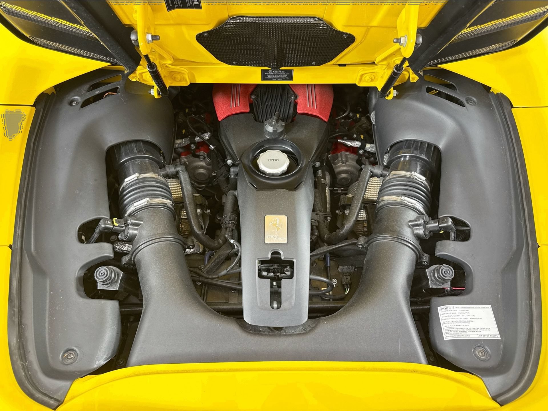 Certified 2019 Ferrari 488 Spider RWD image 25