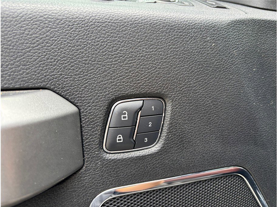 Used 2018 Ford F250 Platinum w/ Platinum Ultimate Package image 26