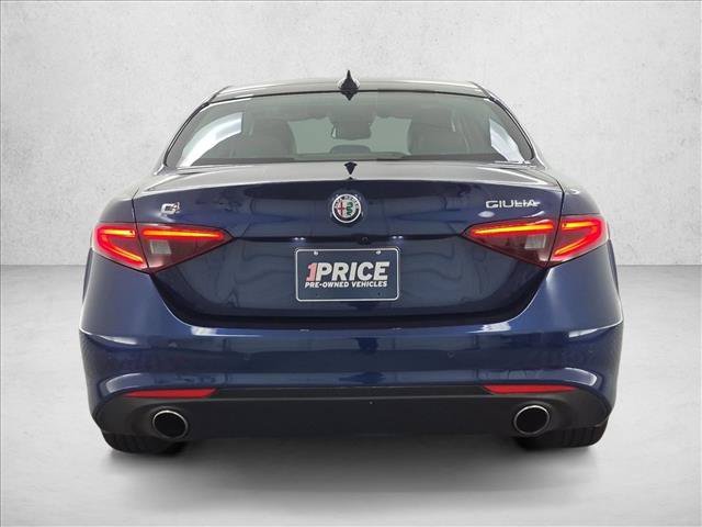 Used 2019 Alfa Romeo Giulia Ti w/ Quick Order Package 22X Lusso AWD/4WD image 7