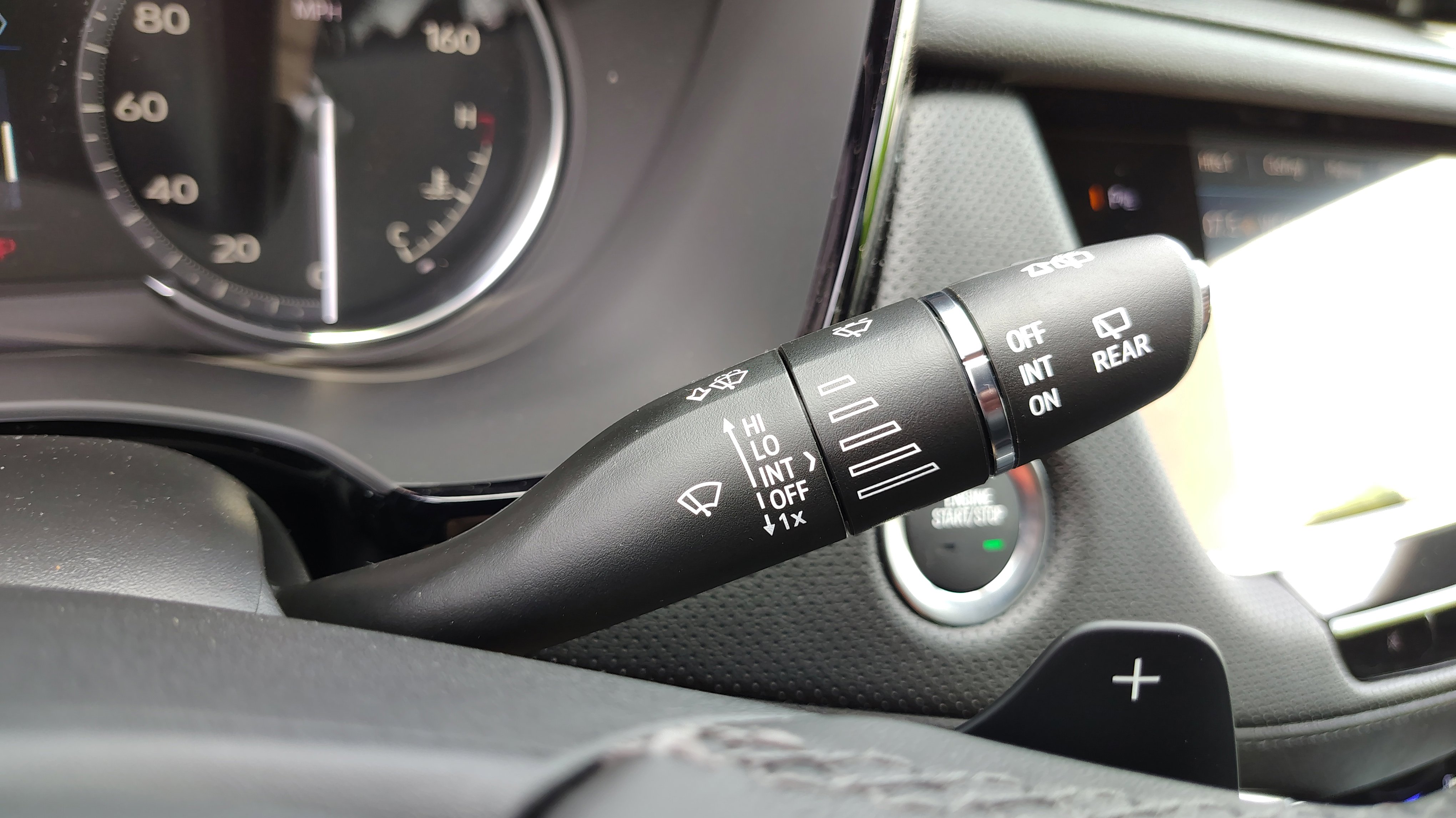 New 2025 Cadillac XT6 Luxury w/ LPO, Premium Carpet Package image 23