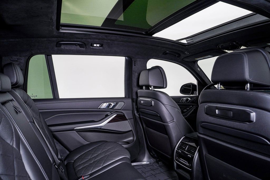 Used 2023 BMW X7 xDrive40i w/ Executive Package image 15