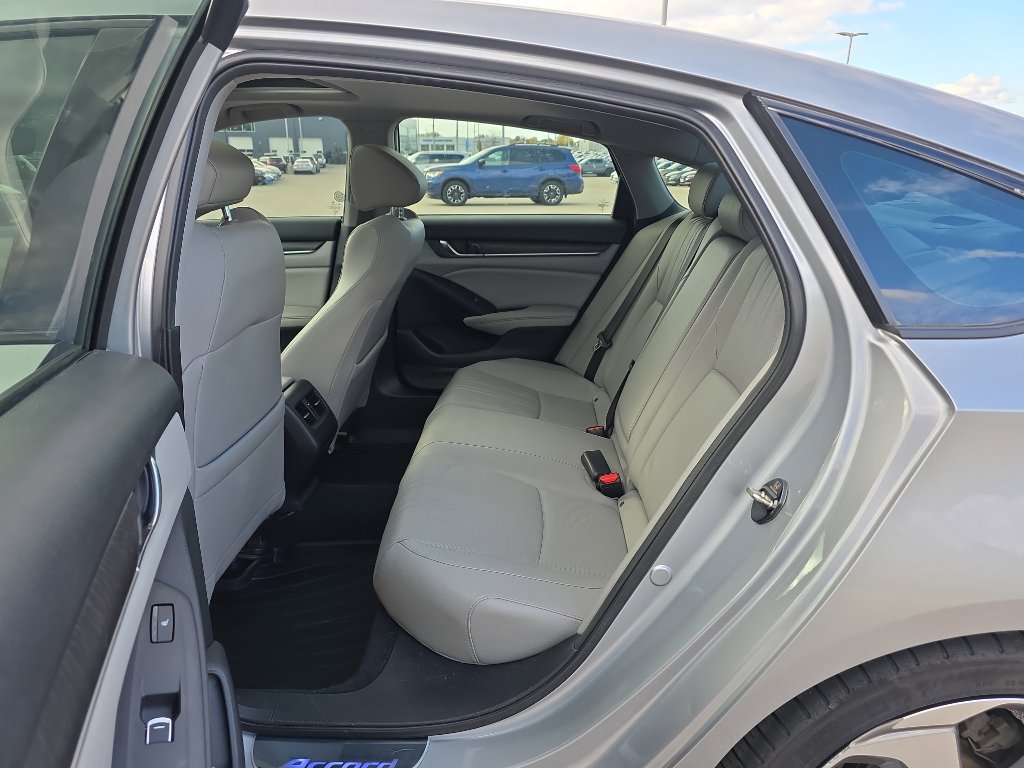 Used 2019 Honda Accord Touring image 22