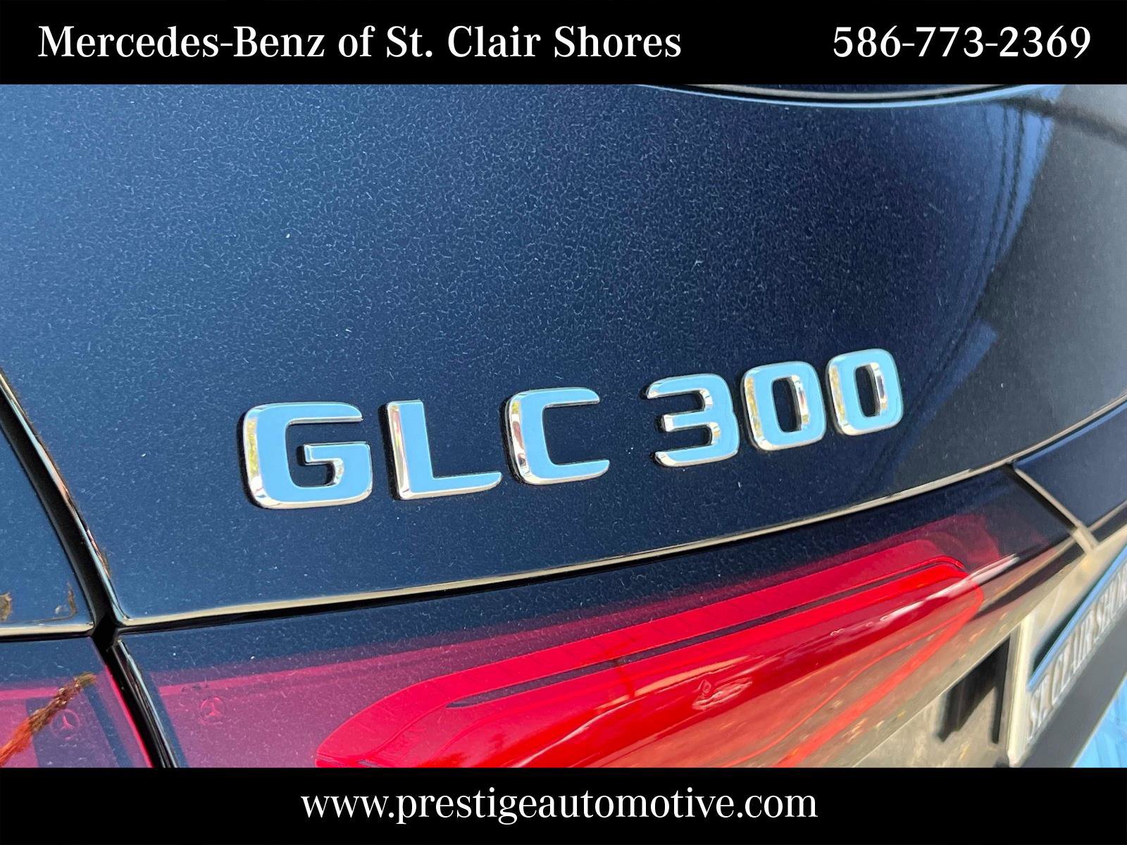 Used 2023 Mercedes-Benz GLC 300 4MATIC image 12