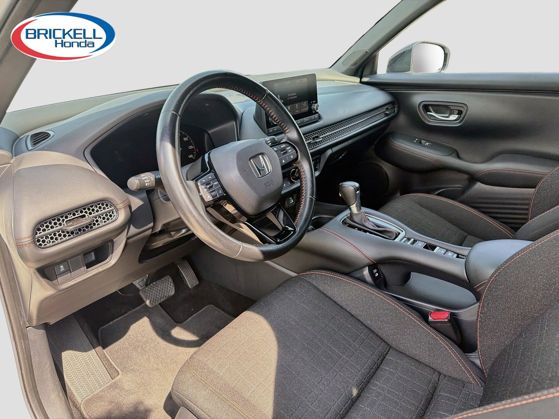 Used 2025 Honda HR-V Sport image 23