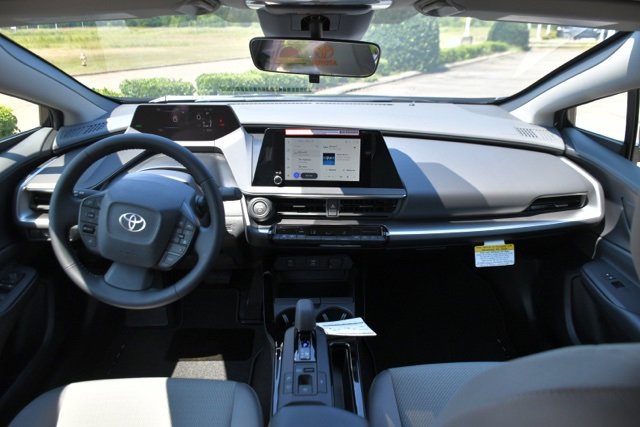 New 2026 Toyota Prius LE image 10