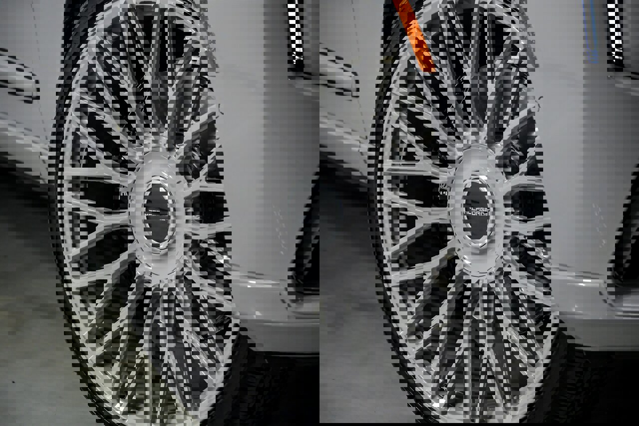 Used 2025 Rolls-Royce Cullinan image 4