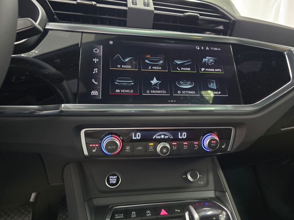 New 2025 Audi Q3 2.0T Premium image 15