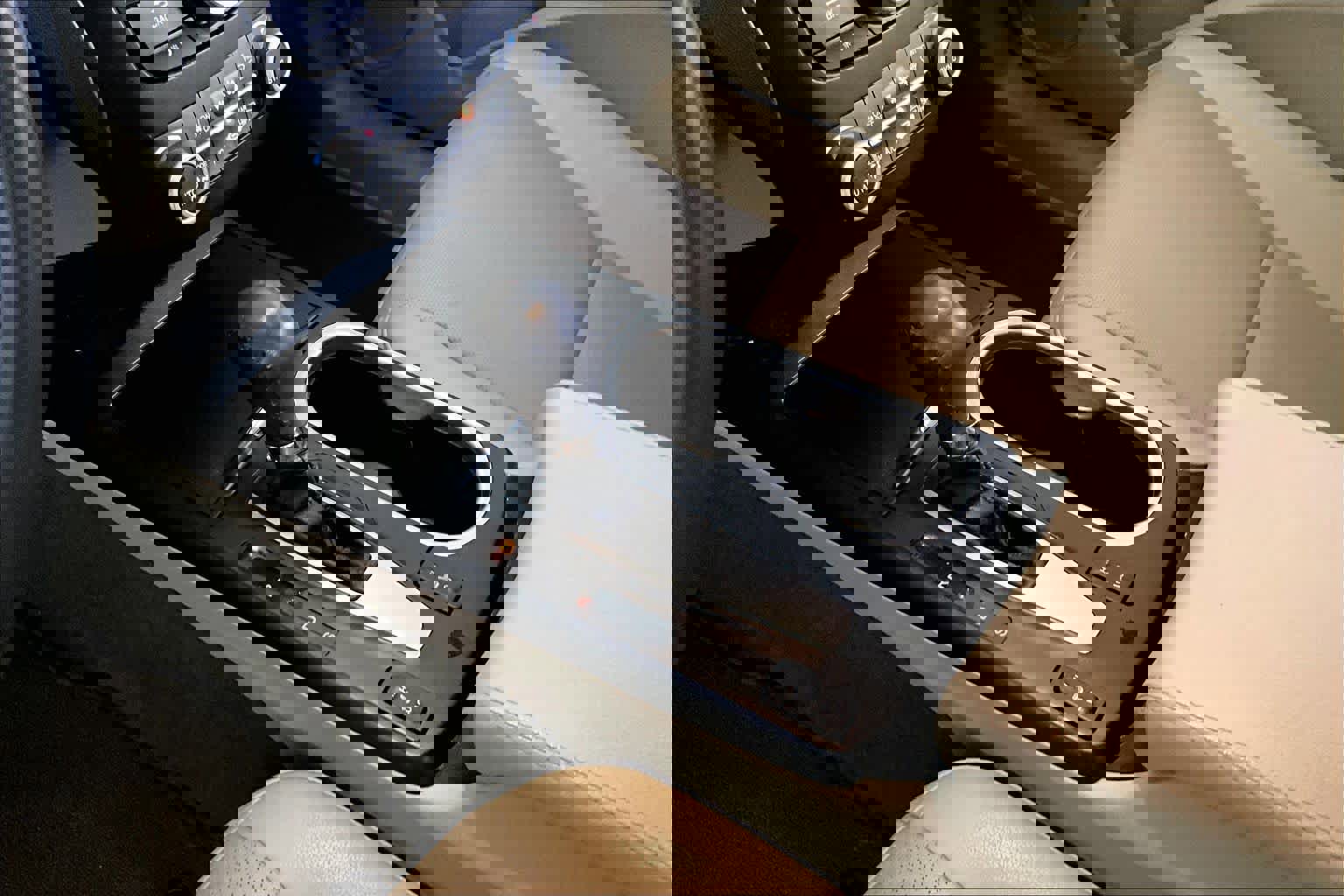 Used 2017 Acura RDX AWD w/ Technology Package image 16