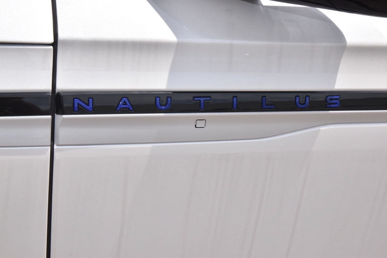 New 2026 Lincoln Nautilus Premier w/ Equipment Group 102A AWD/4WD image 41