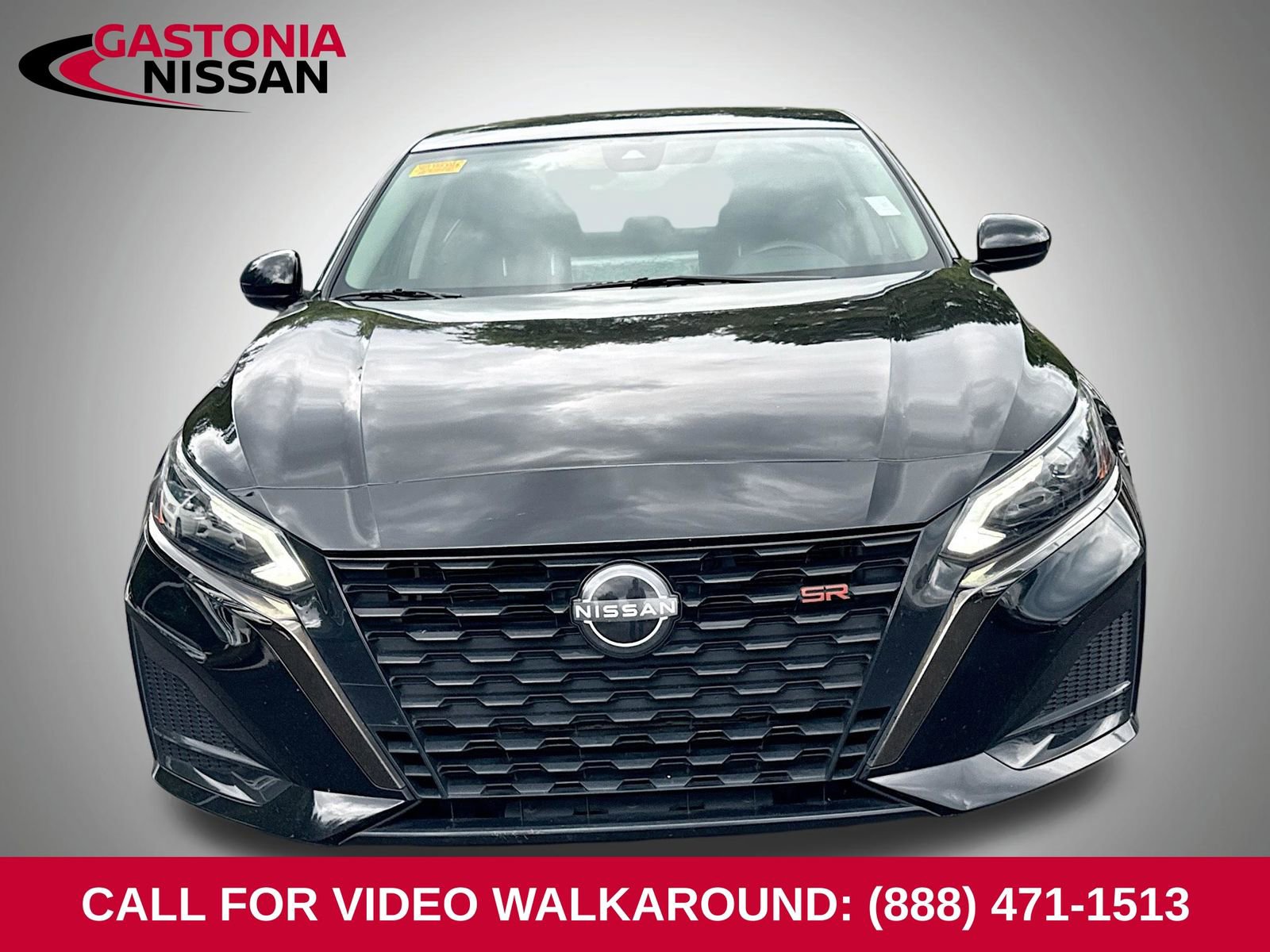 Used 2023 Nissan Altima 2.5 SR w/ SR Premium Package FWD image 3