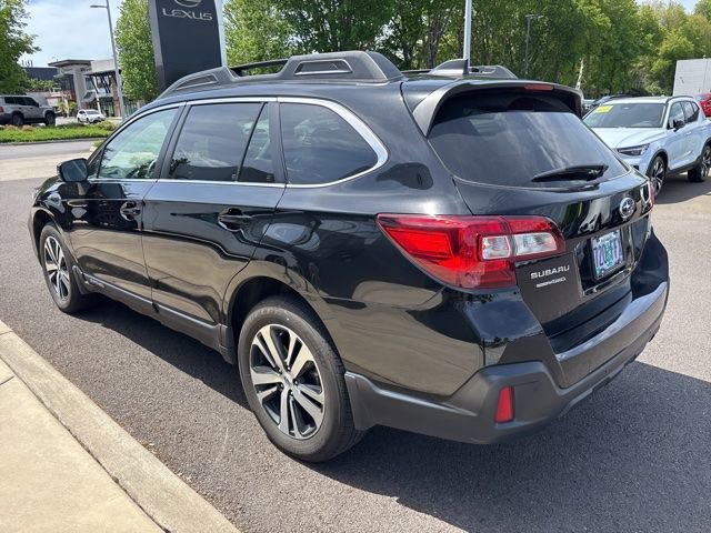 Used 2019 Subaru Outback 3.6R Limited AWD/4WD image 3
