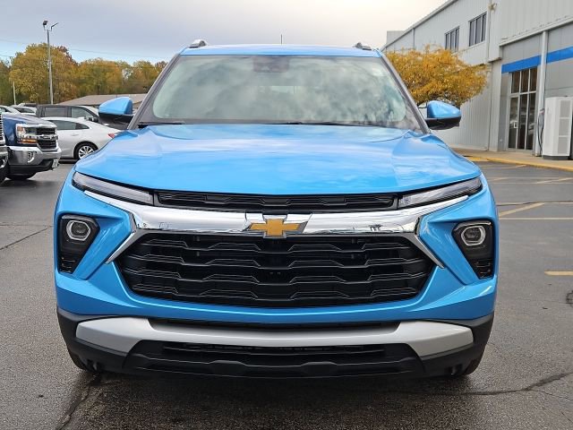 New 2026 Chevrolet TrailBlazer LT w/ Convenience Package FWD image 2
