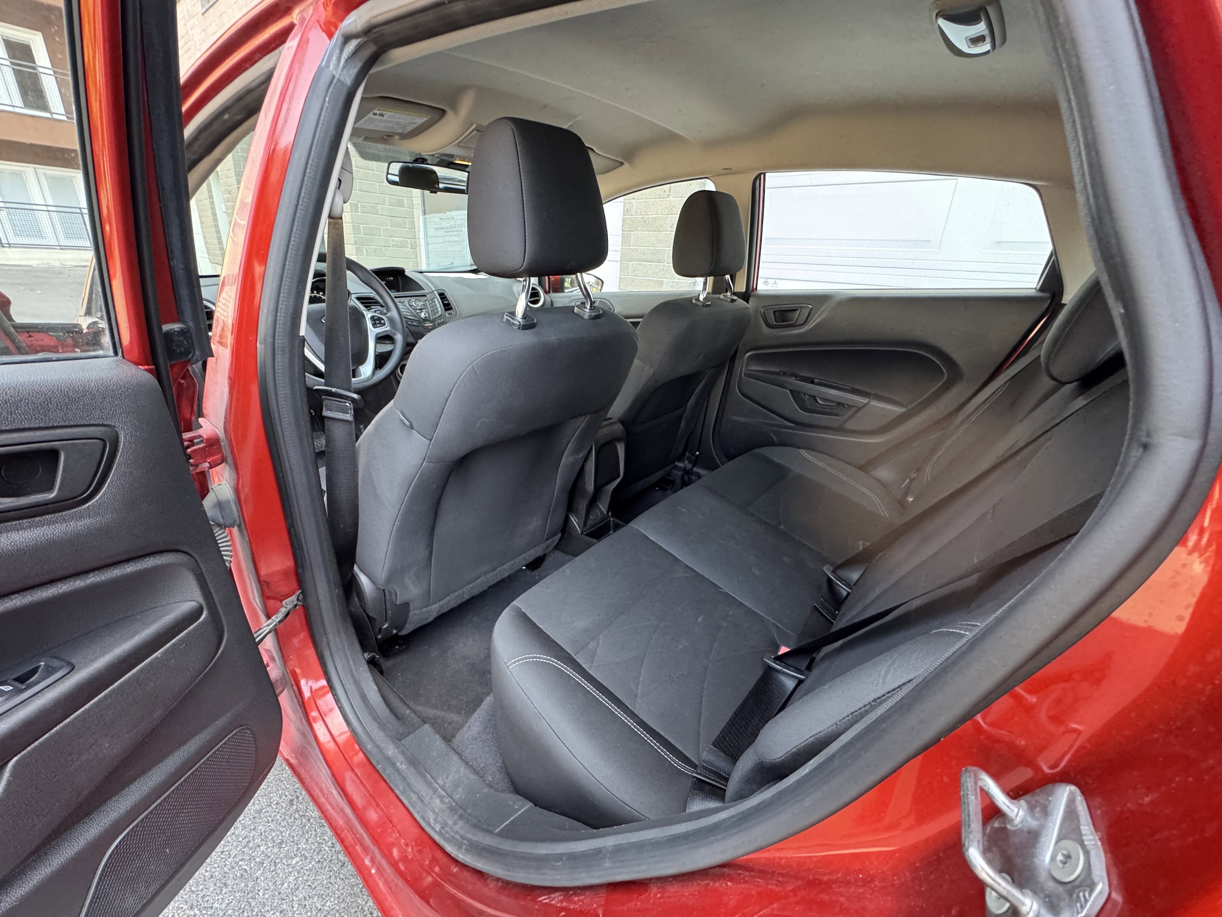 Used 2019 Ford Fiesta SE image 24