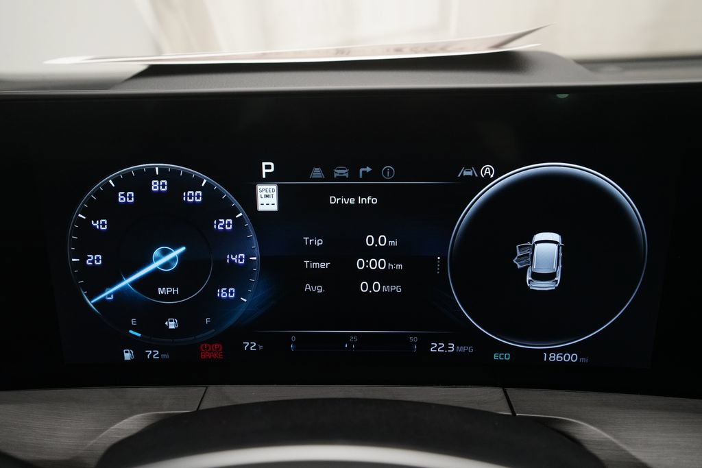 Used 2025 Kia Telluride SX X-Line AWD/4WD image 2