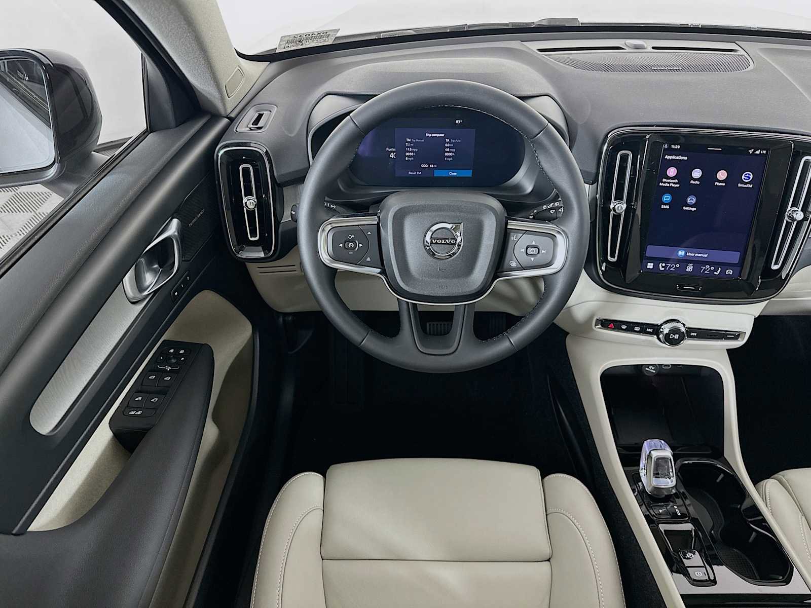 New 2026 Volvo XC40 B5 Ultra w/ Climate Package image 20