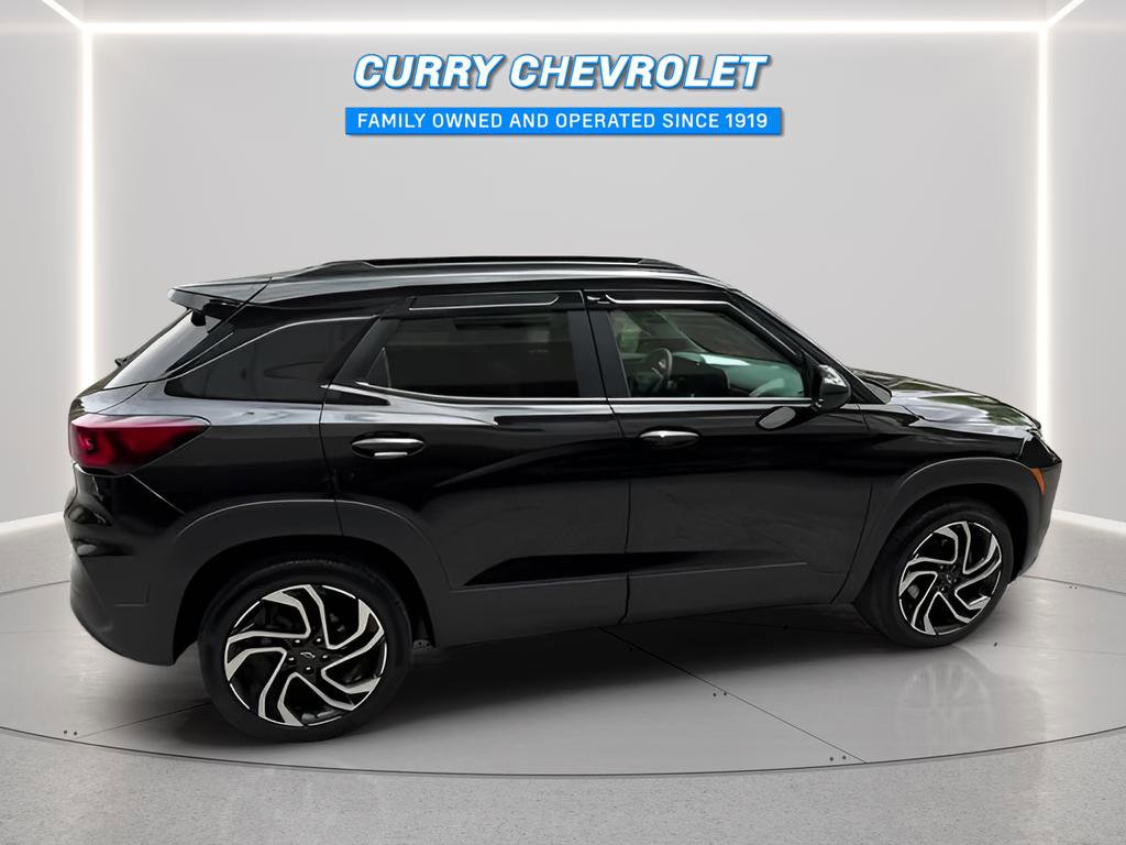 Used 2025 Chevrolet TrailBlazer RS w/ Convenience Package AWD/4WD image 14