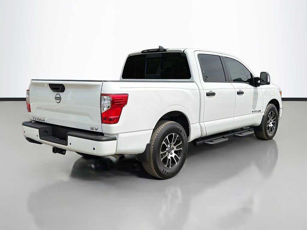 Used 2024 Nissan Titan SV w/ SV Convenience Package RWD image 5