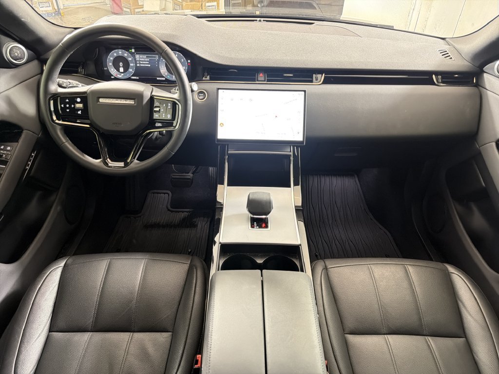 Used 2025 Land Rover Range Rover Evoque S AWD/4WD image 19