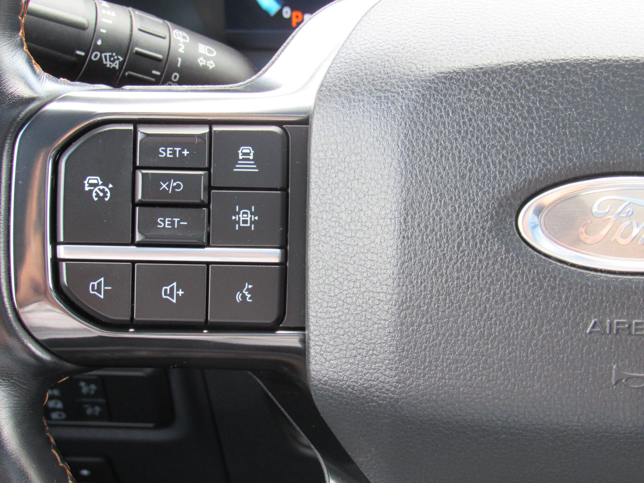 Used 2022 Ford Expedition Platinum AWD/4WD image 22