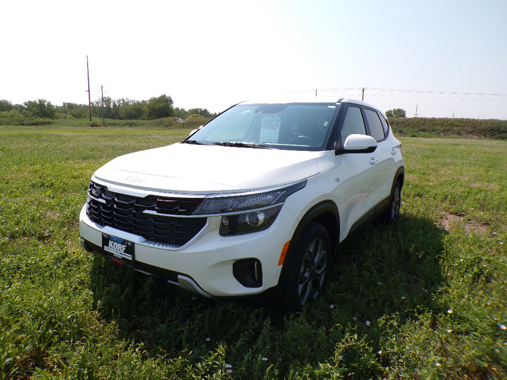 Used 2026 Kia Seltos LX AWD/4WD image 10