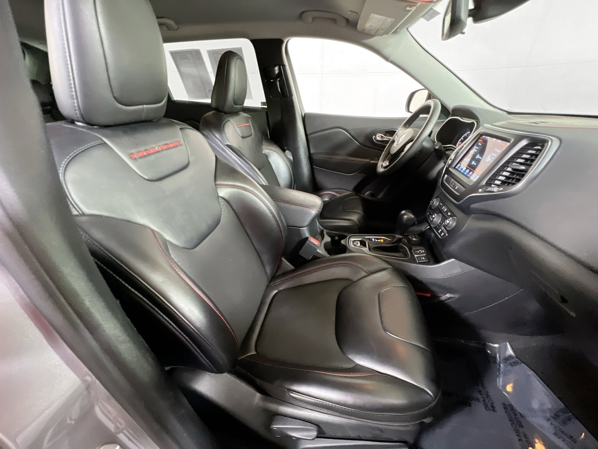 Used 2022 Jeep Cherokee Trailhawk w/ Trailer Tow Group image 26