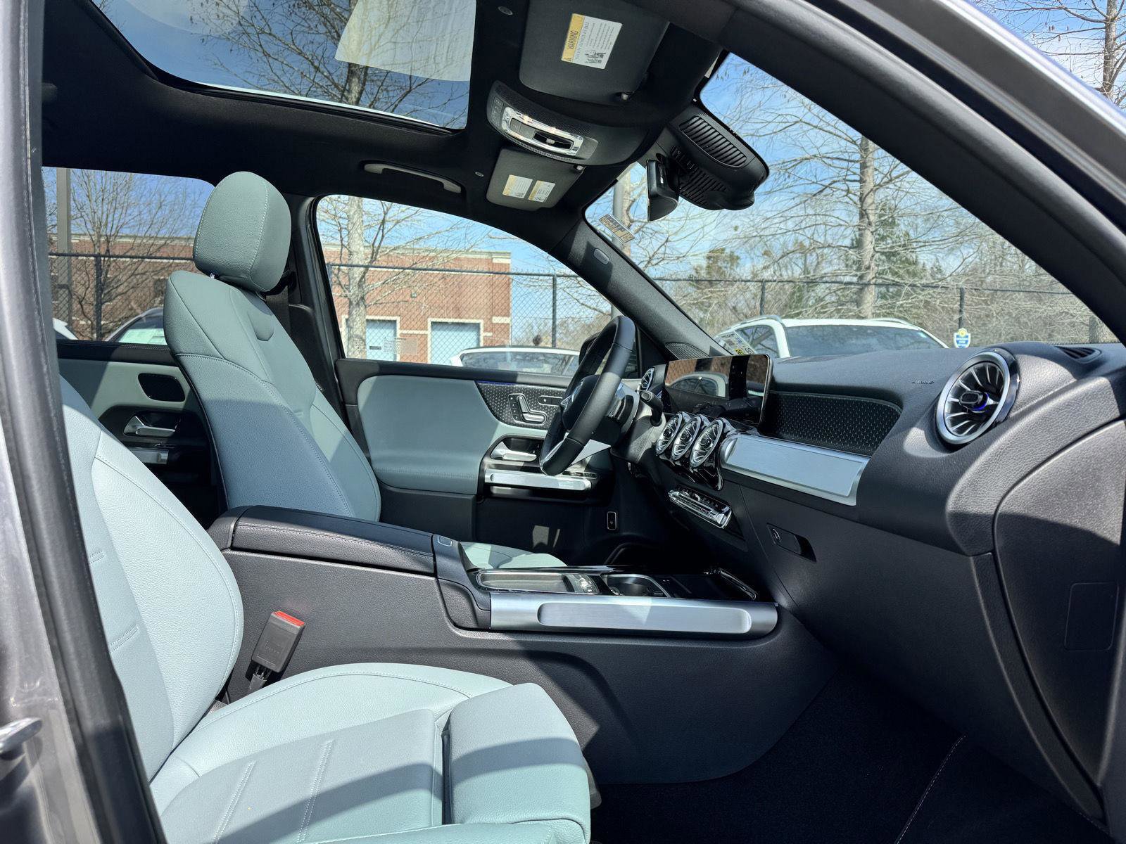 Certified 2026 Mercedes-Benz GLB 250 image 30