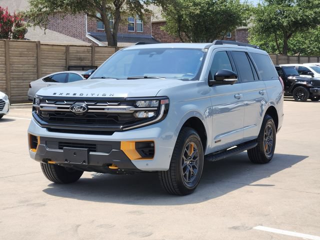 Used 2025 Ford Expedition Tremor AWD/4WD image 12