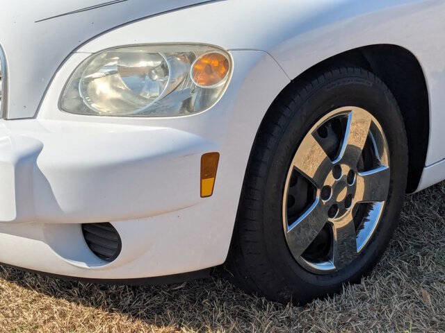 Used 2010 Chevrolet HHR LS image 9