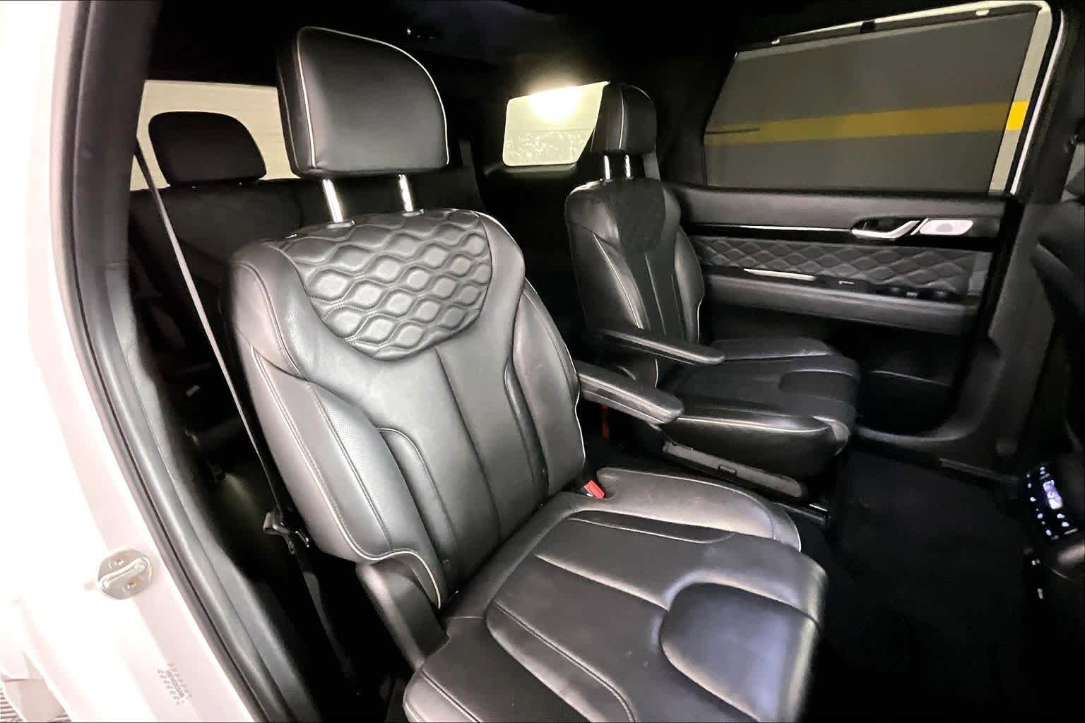 Used 2022 Hyundai Palisade Calligraphy FWD image 17