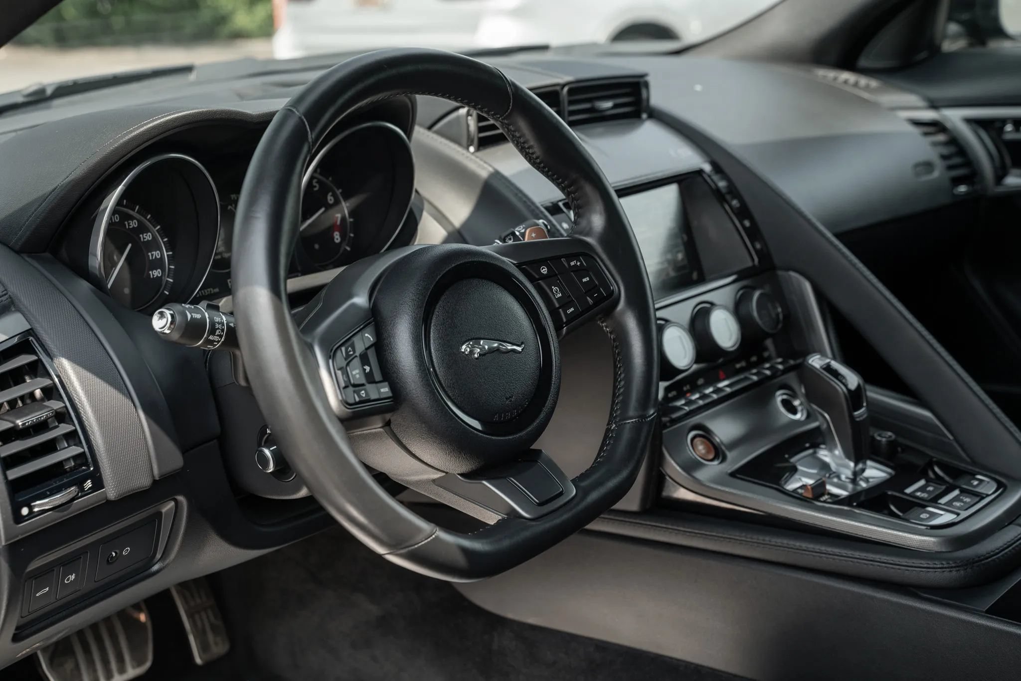 Used 2016 Jaguar F-TYPE S AWD/4WD image 17