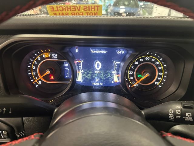 Used 2024 Jeep Wrangler Unlimited Rubicon w/ Dual Top Group AWD/4WD image 23