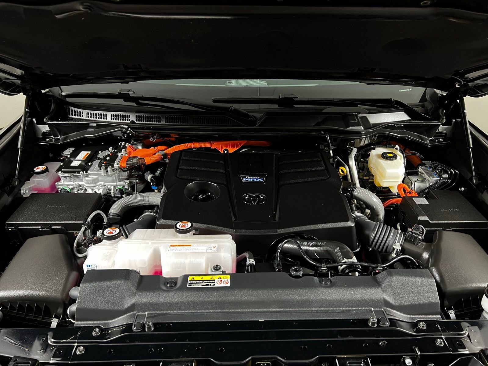 Certified 2025 Toyota Sequoia SR5 image 9