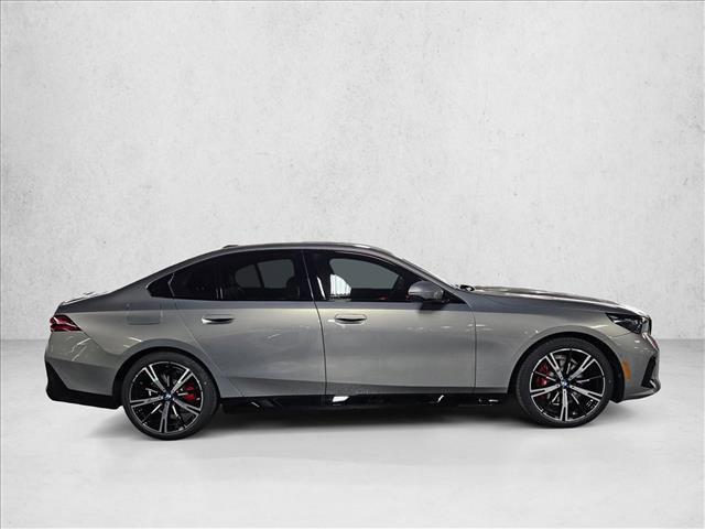 New 2027 BMW 530i w/ M Sport Package RWD image 4
