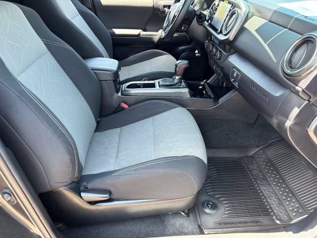 Used 2023 Toyota Tacoma TRD Sport AWD/4WD image 11