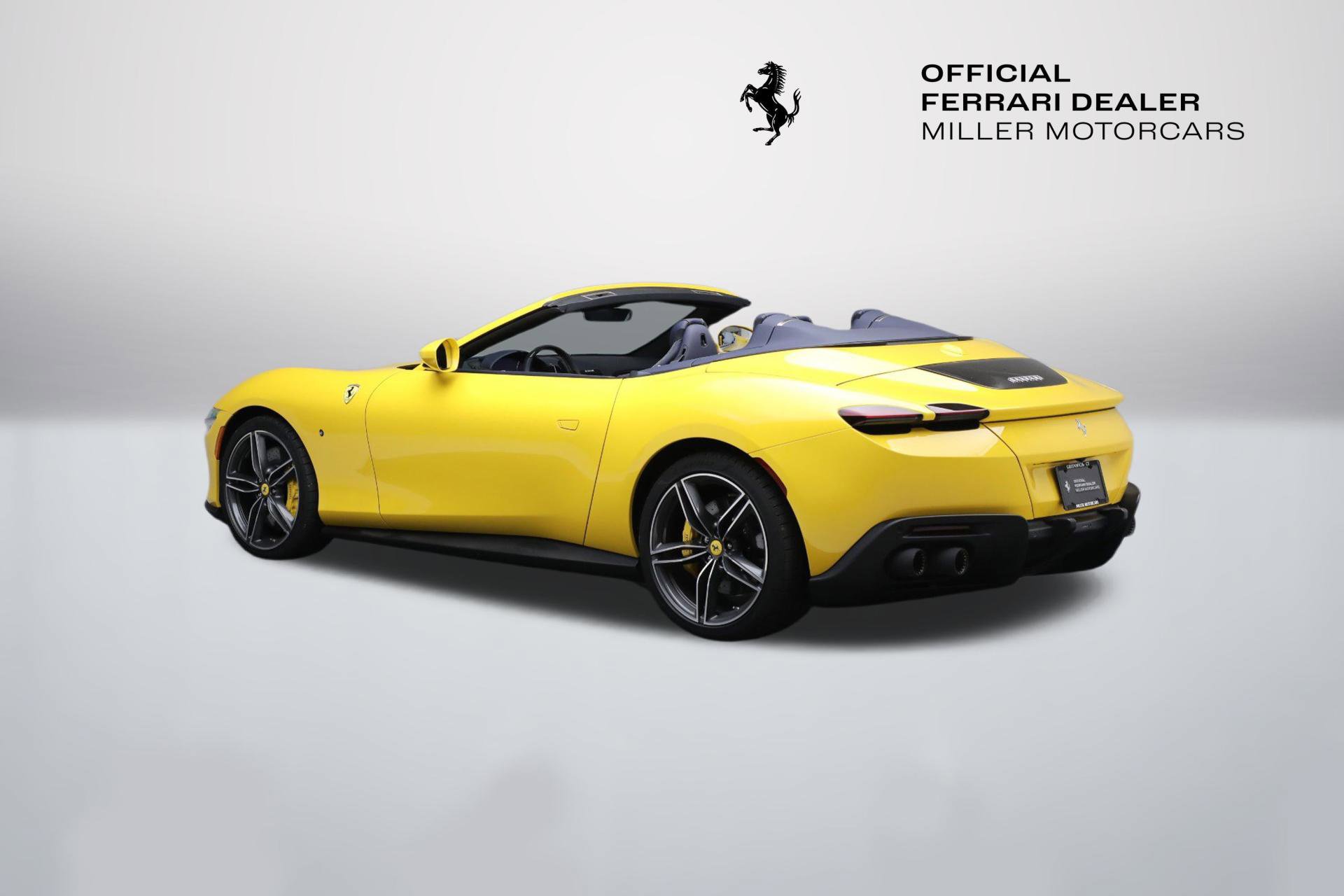 Certified 2025 Ferrari Roma Spider image 5