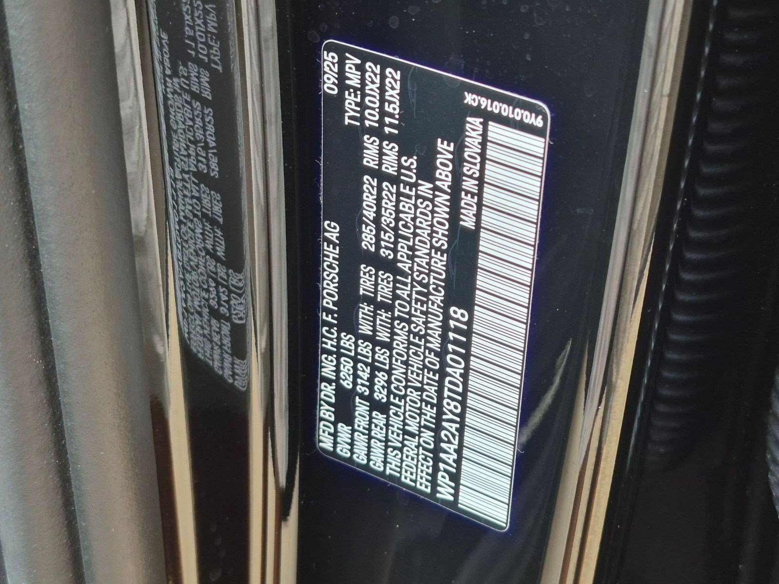 Certified 2026 Porsche Cayenne AWD/4WD image 27