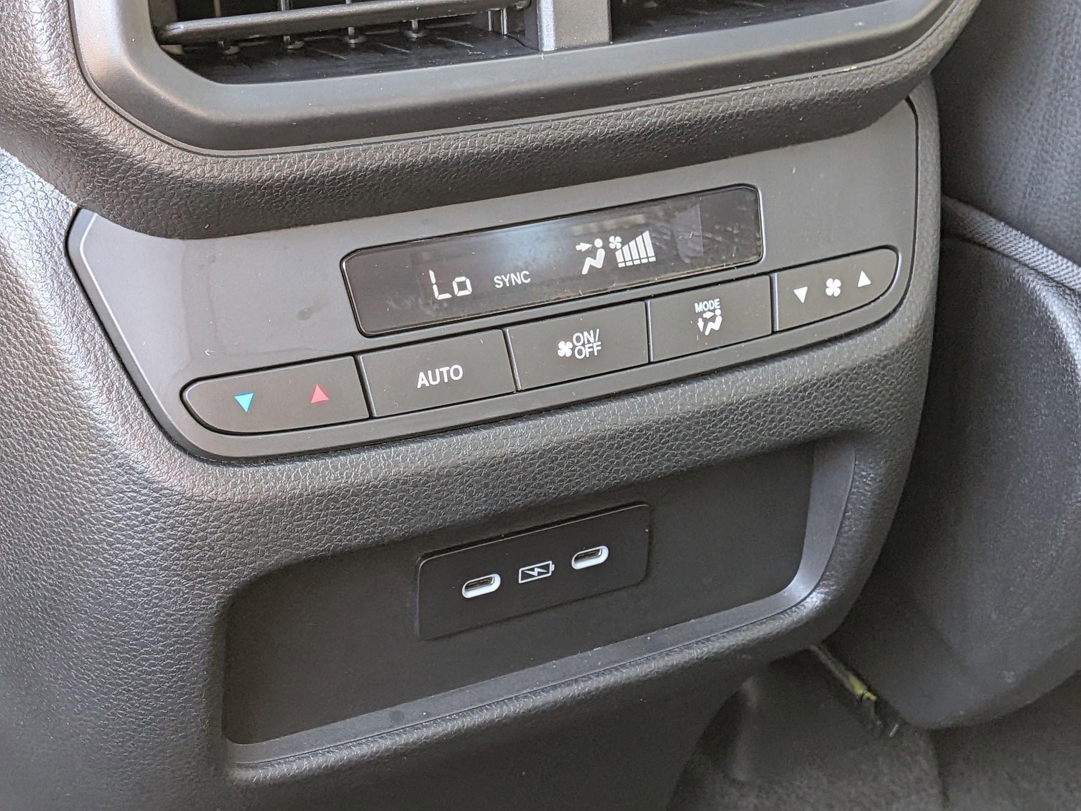 Certified 2025 Honda Pilot Touring image 27