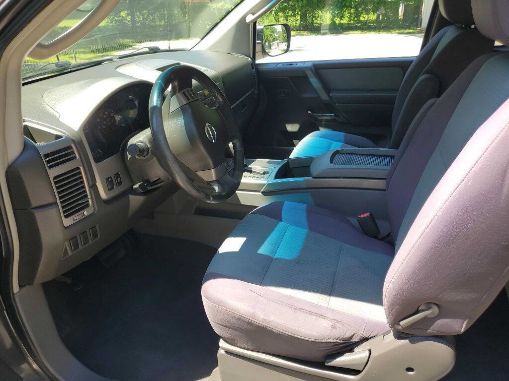 Used 2006 Nissan Titan SE RWD image 20