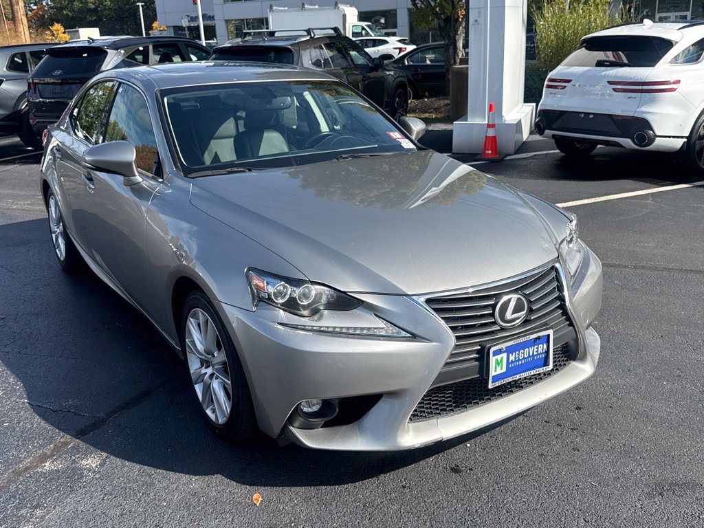 Used 2016 Lexus IS 300 AWD w/ Premium Package image 11