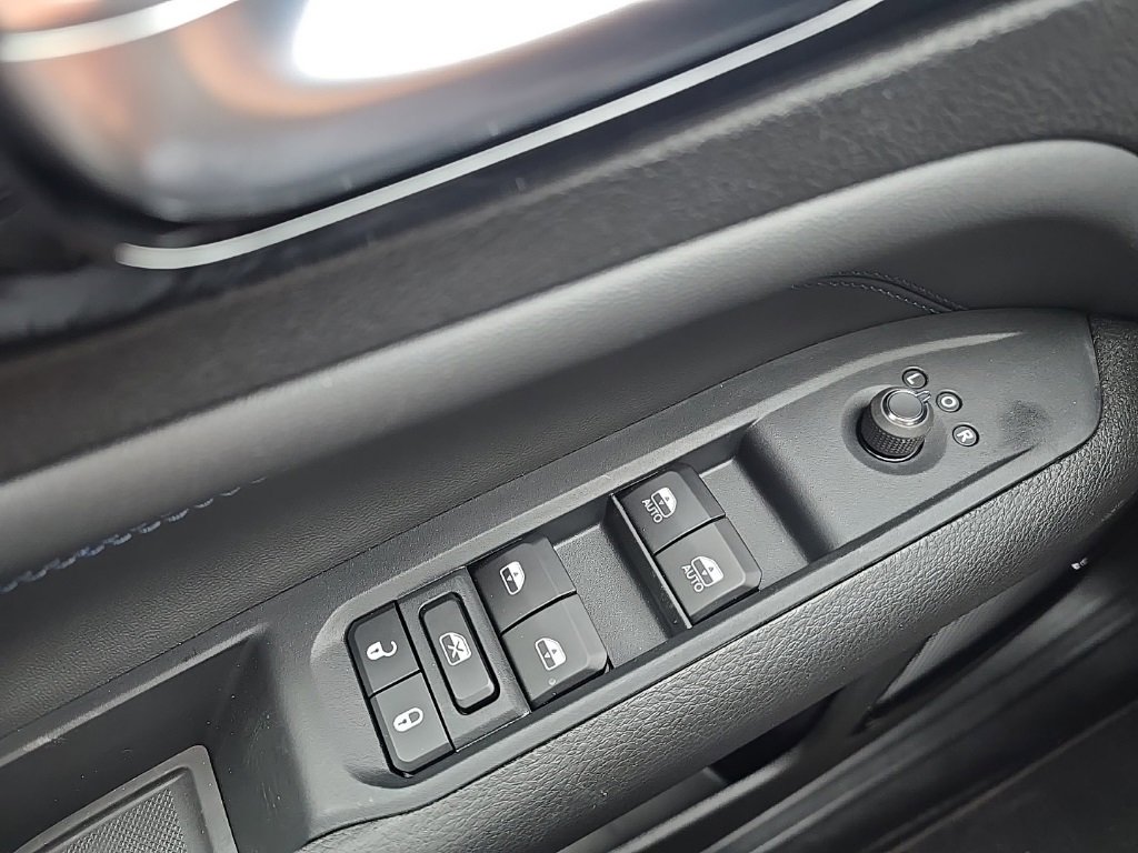 New 2026 Jeep Compass Latitude image 15