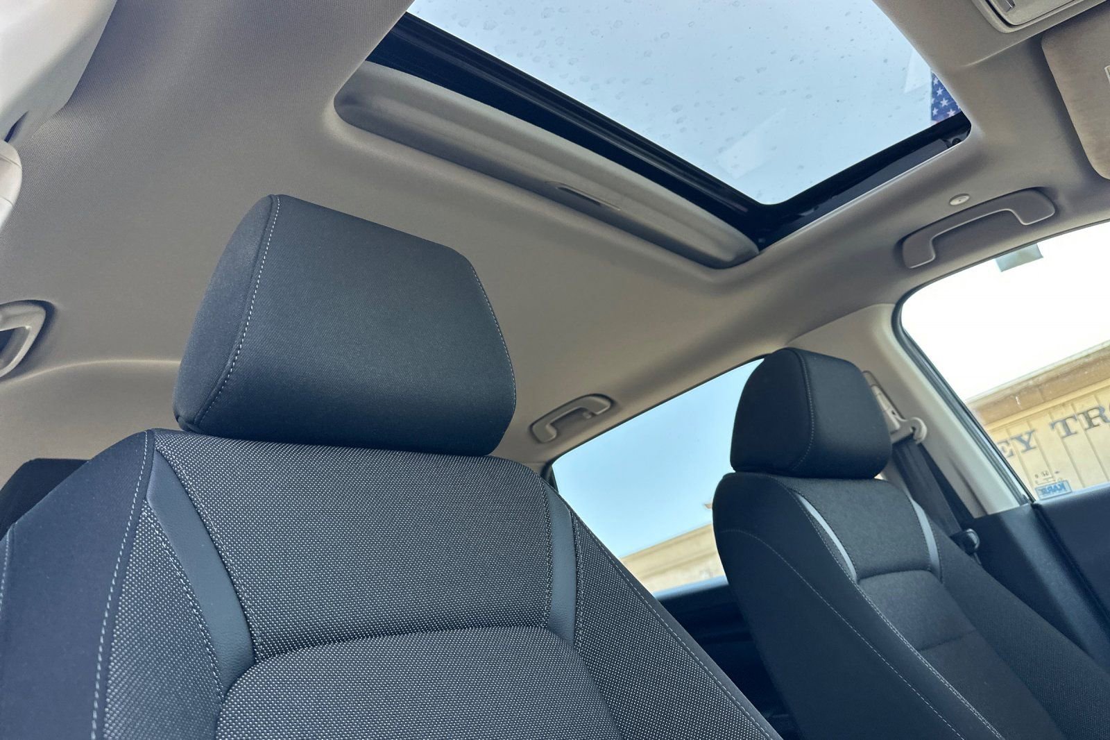 Used 2024 Honda CR-V EX image 17