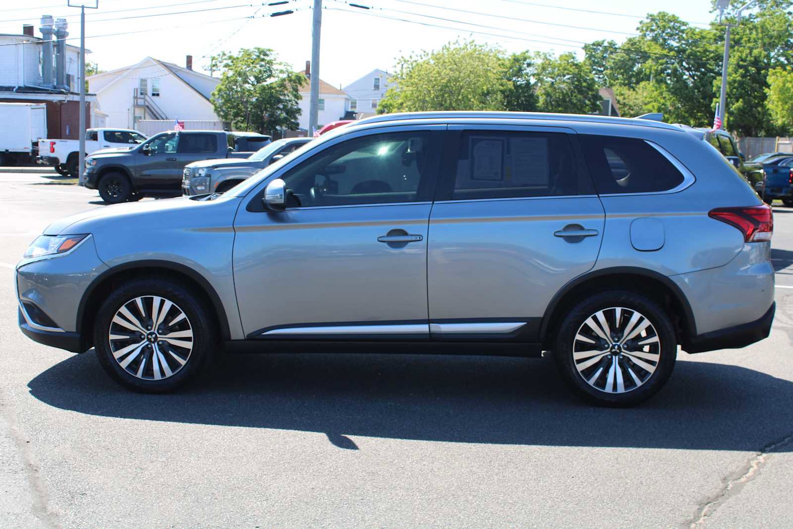 Used 2019 Mitsubishi Outlander ES AWD/4WD image 4
