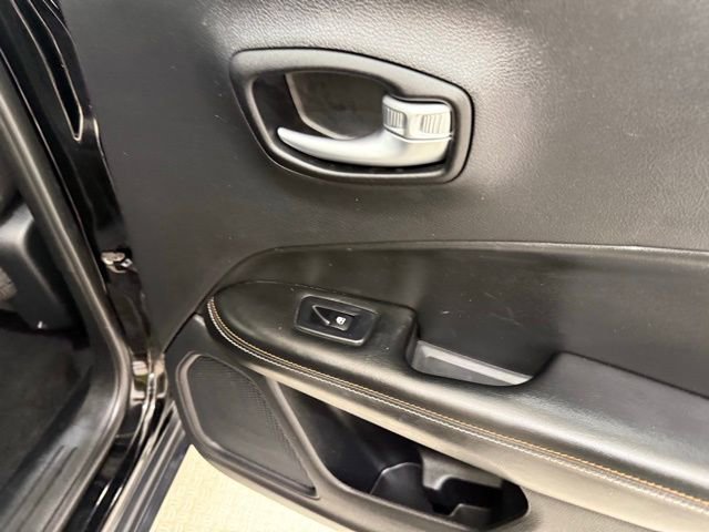 Used 2021 Jeep Compass Sport image 24